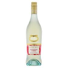 Brown Brothers Moscato Strawberries & Cream 750mL LIMITED